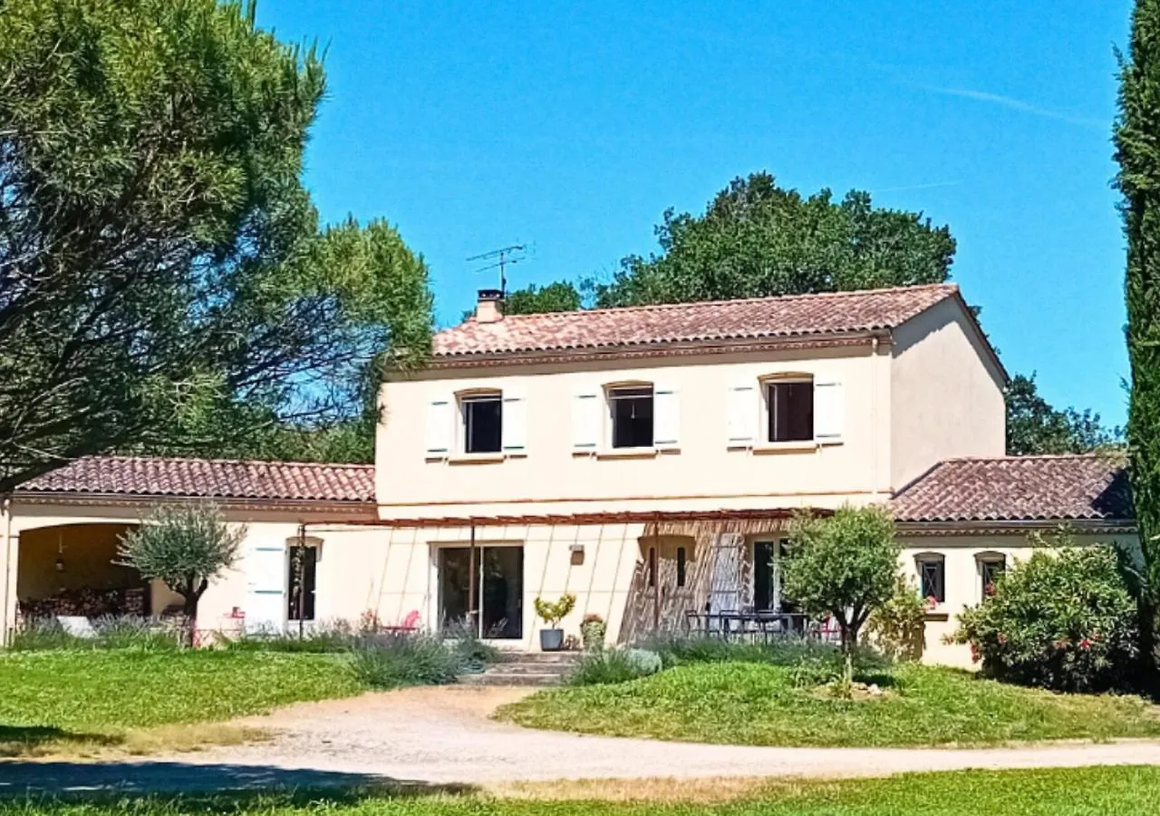 La Petite Maison De Valerie Proche Chateau De La Rode, Du Domaine De Flore Et Du Lac Saint Ferreol Lempaut Couette-café